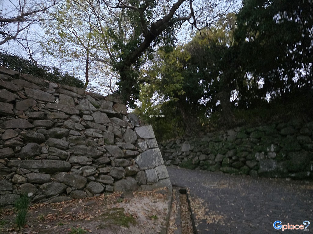 Fukuoka Castle Ruins