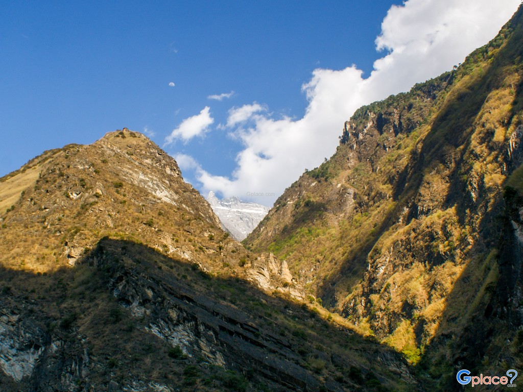 หุบเขาเสือกระโจน