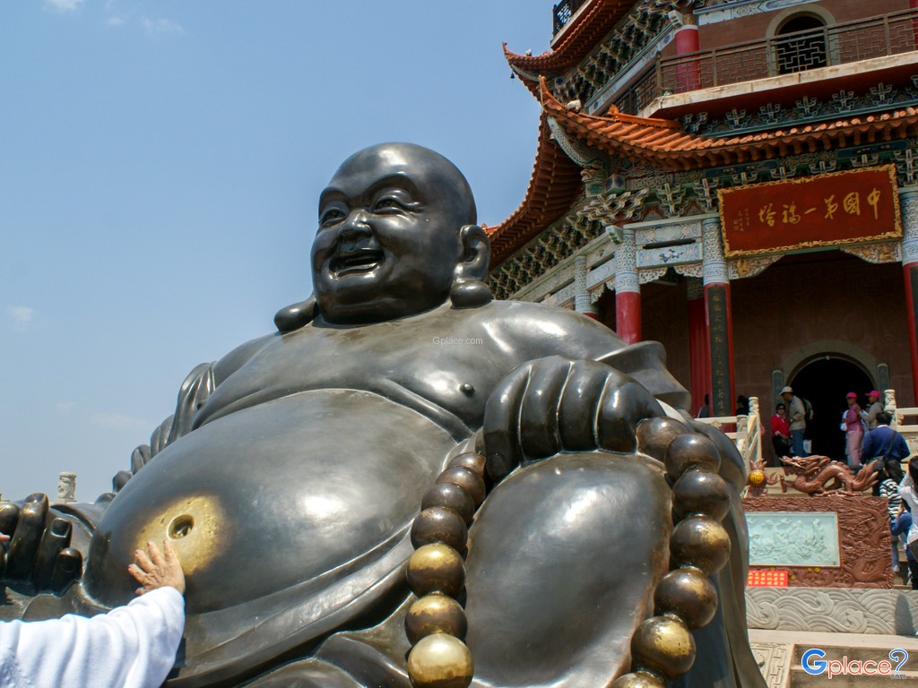 เจดีย์แห่งโชคลาภ