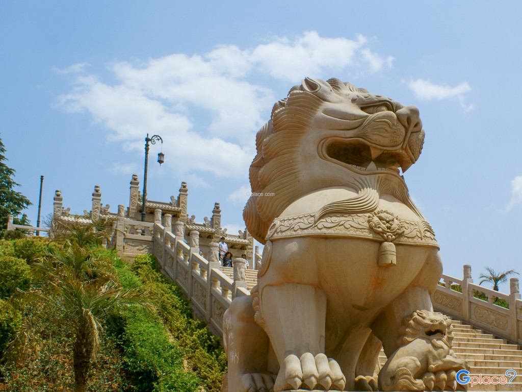 เจดีย์แห่งโชคลาภ