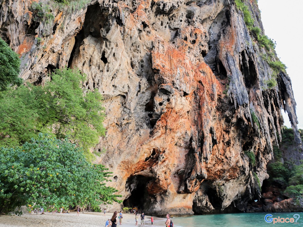 Phra Nang Cave Beach