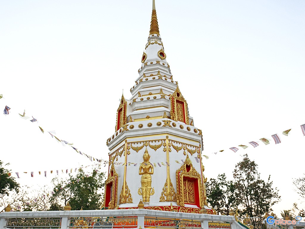 Phra That Maha Chai