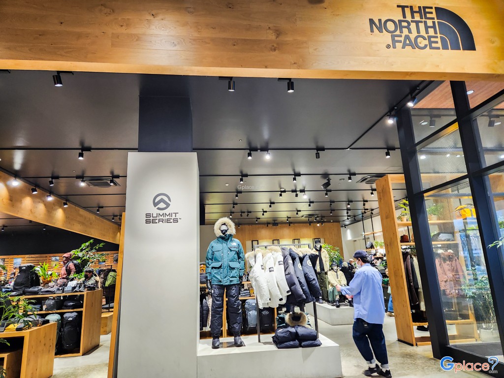 Alpen Outdoors Flagship Store Sapporo Hassamu