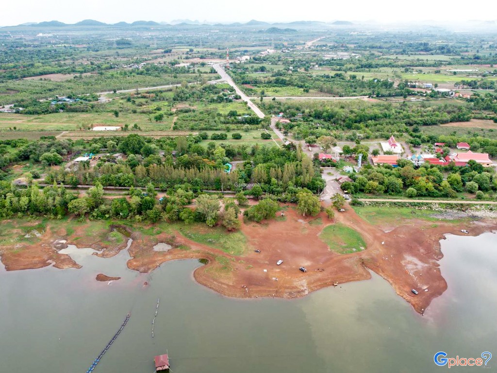 อ่างเก็บน้ำห้วยไม้เต็ง