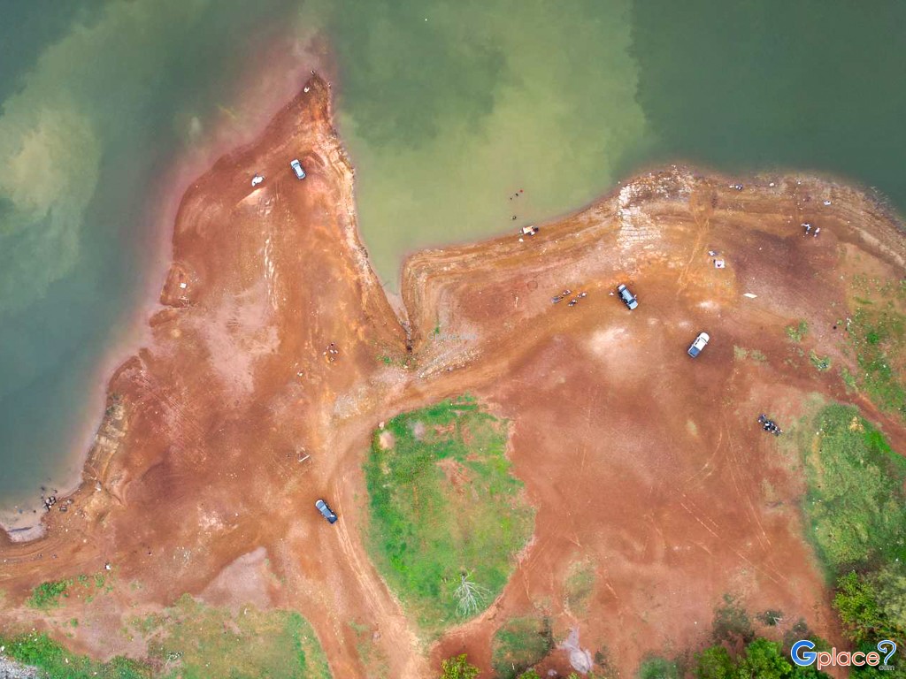 อ่างเก็บน้ำห้วยไม้เต็ง