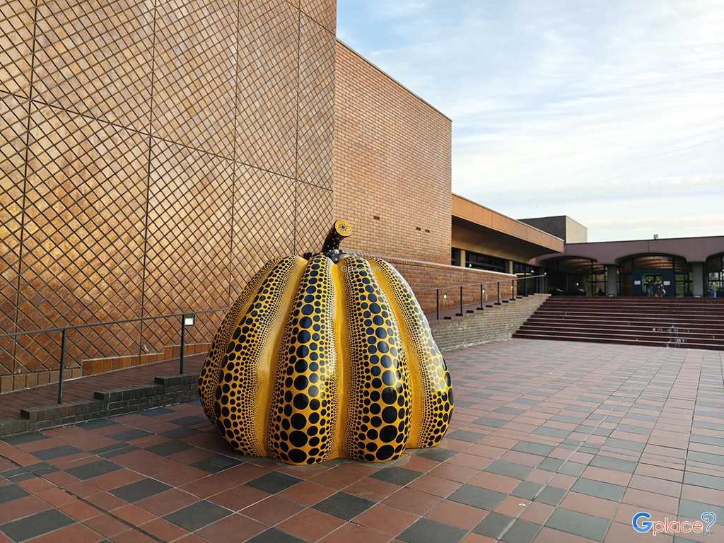 Fukuoka Art Museum