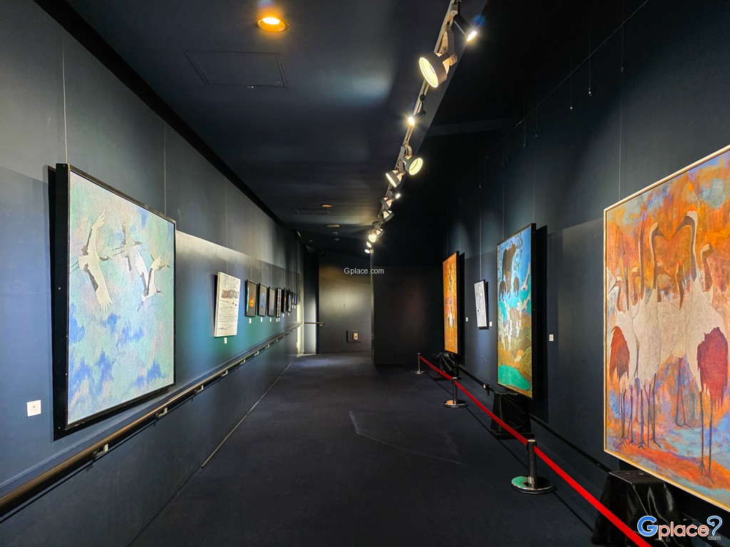 Chitose Salmon Aquarium