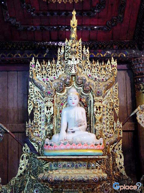 Nantaram寺