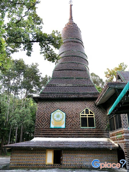 Wat Pa Maha Chedi Kaeo