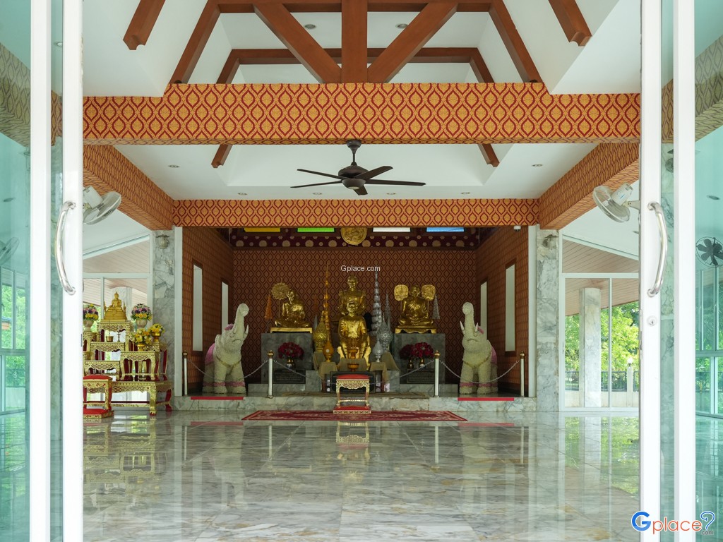 ศาลกรมหลวงชุมพรฯ สะพานหิน