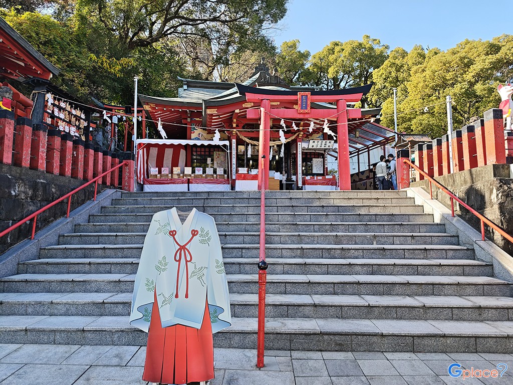 Kumamoto Castle Inari Shrine