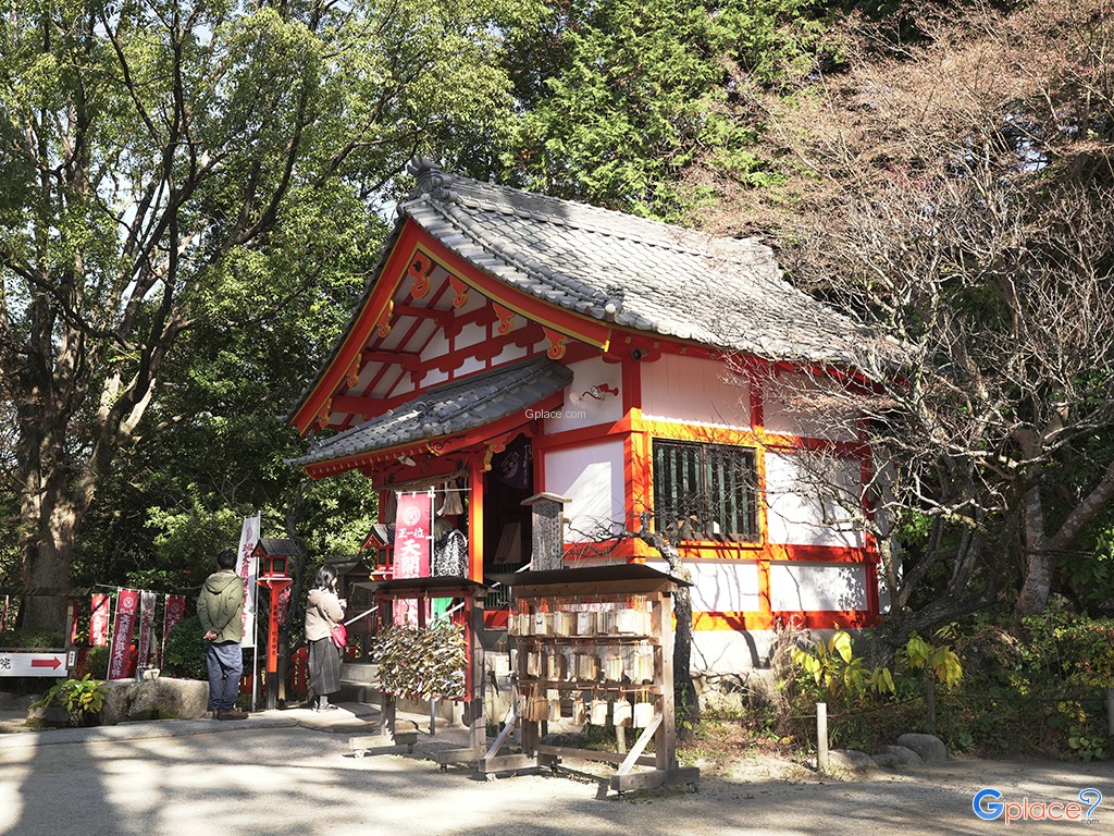 ศาลเจ้าเท็นไคอินาริ