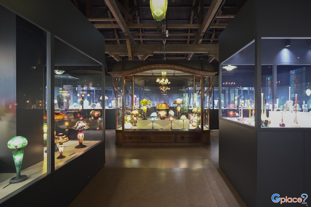 เฮาส์ ออฟ เวสเทิร์น อาร์ต