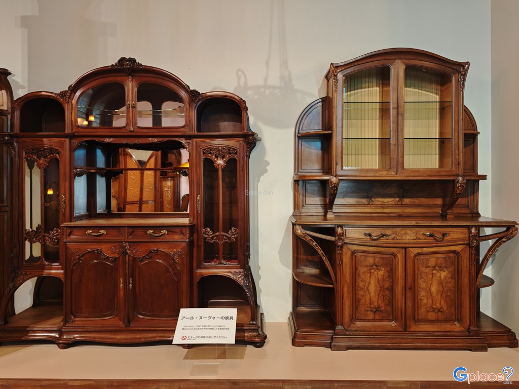 เฮาส์ ออฟ เวสเทิร์น อาร์ต