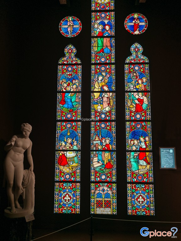 เฮาส์ ออฟ เวสเทิร์น อาร์ต