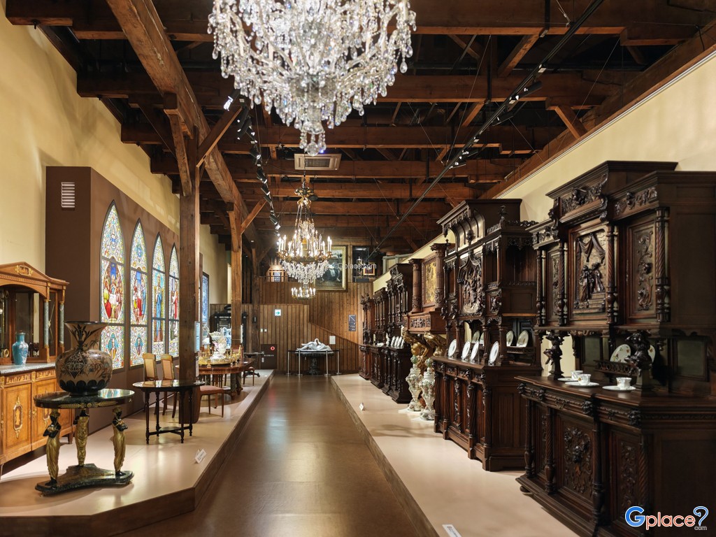 เฮาส์ ออฟ เวสเทิร์น อาร์ต