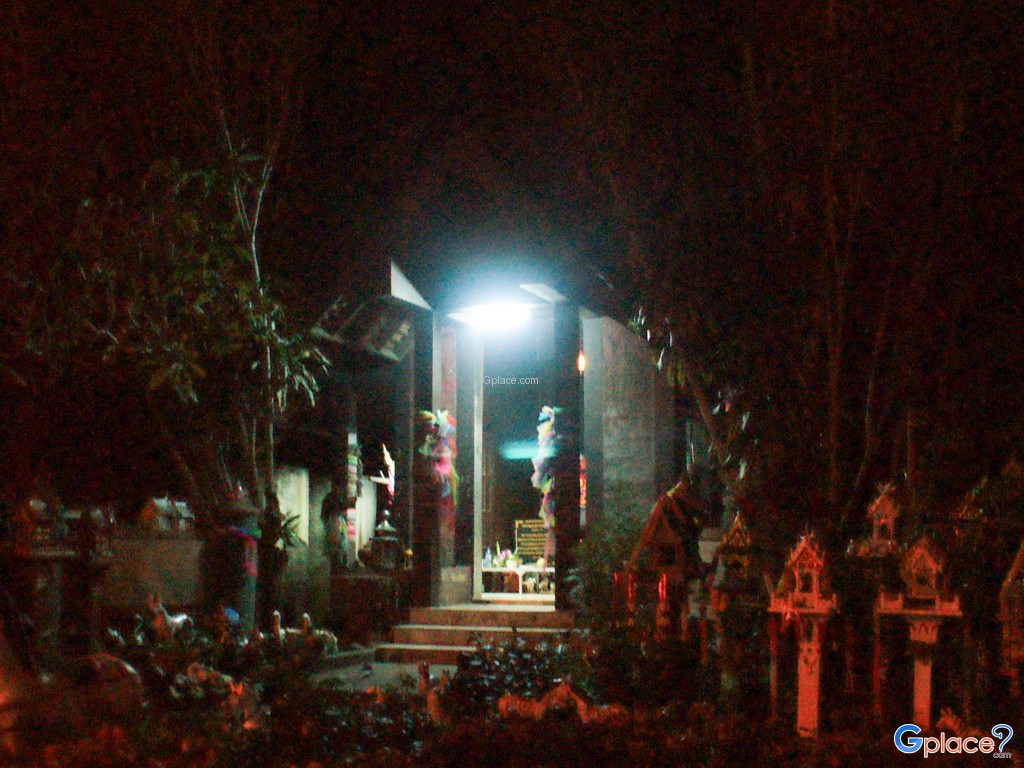 Khun Tan Shrine