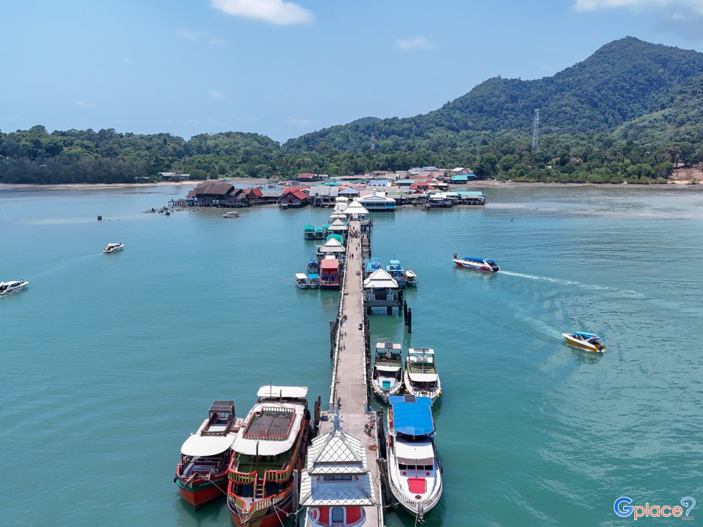 Làng chài Bang Bao