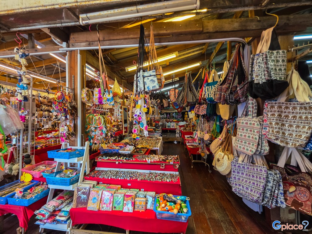 Làng chài Bang Bao