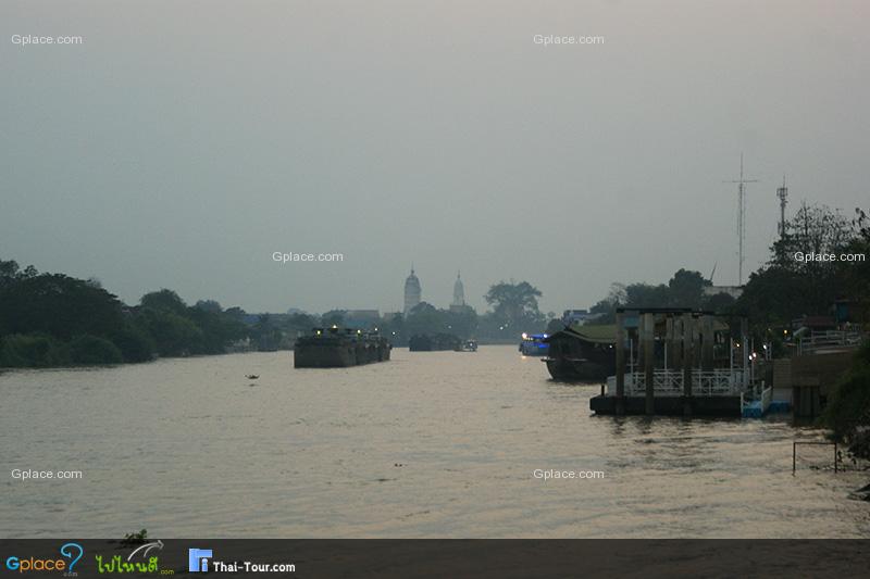 สวนอาหารไทรทองริเวอร์