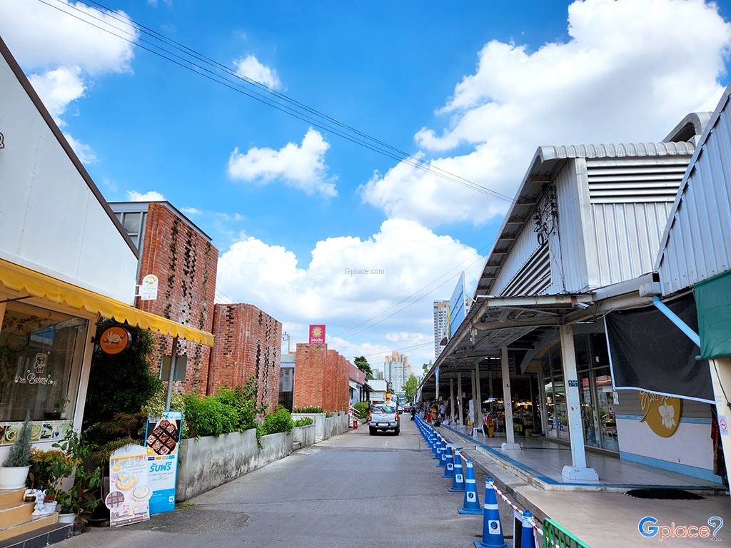 ตลาด อตก