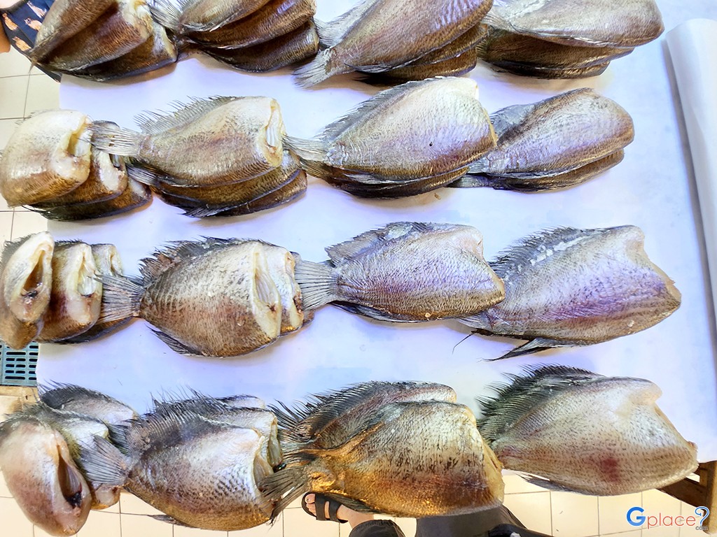 ตลาด อตก