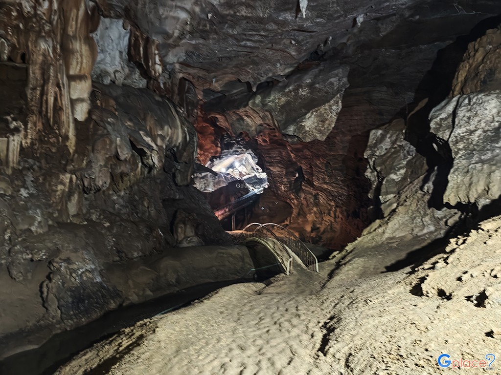 Tapan Cave Monastery石窟