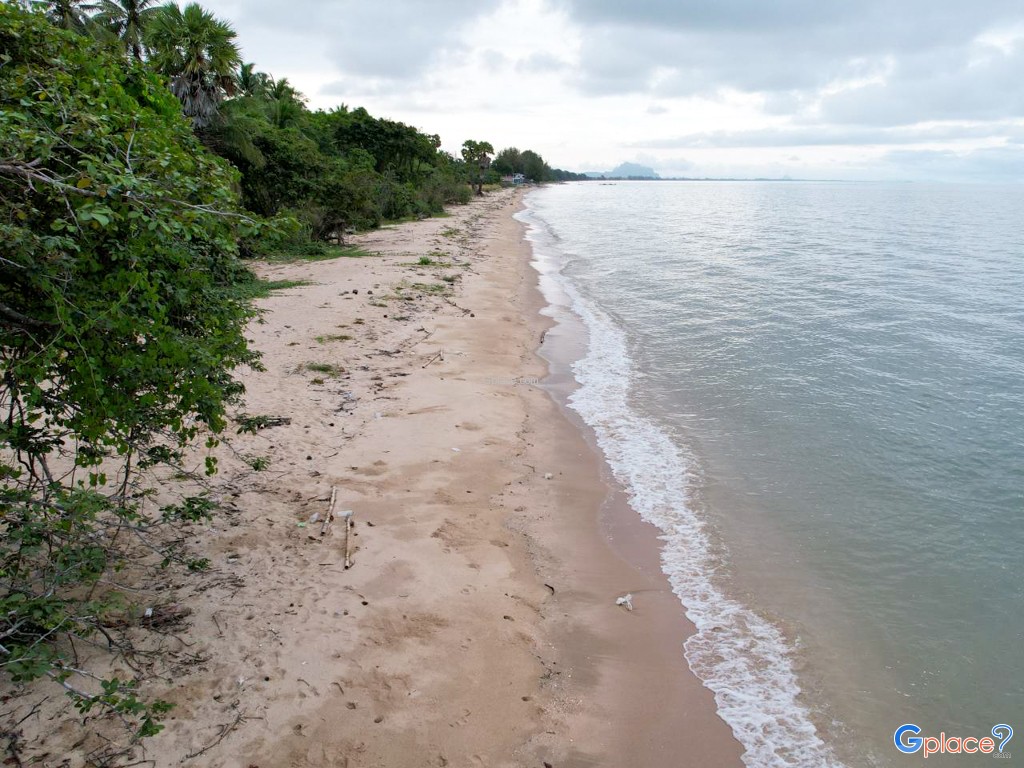 หาดแหลมทราย