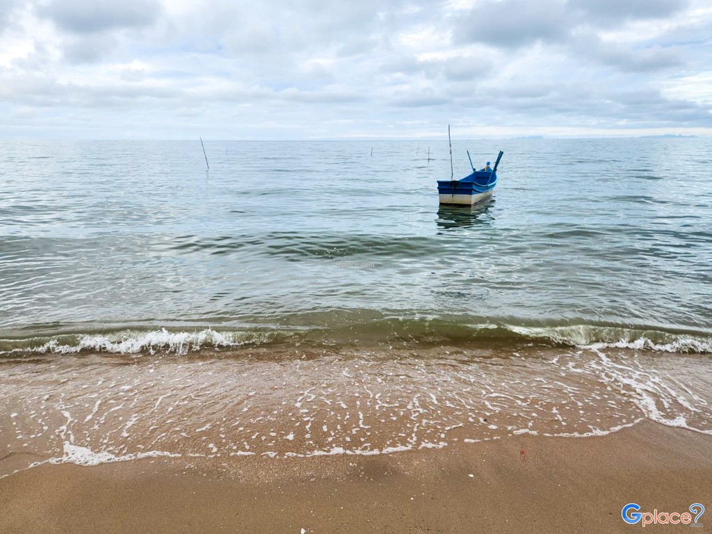 หาดแหลมทราย