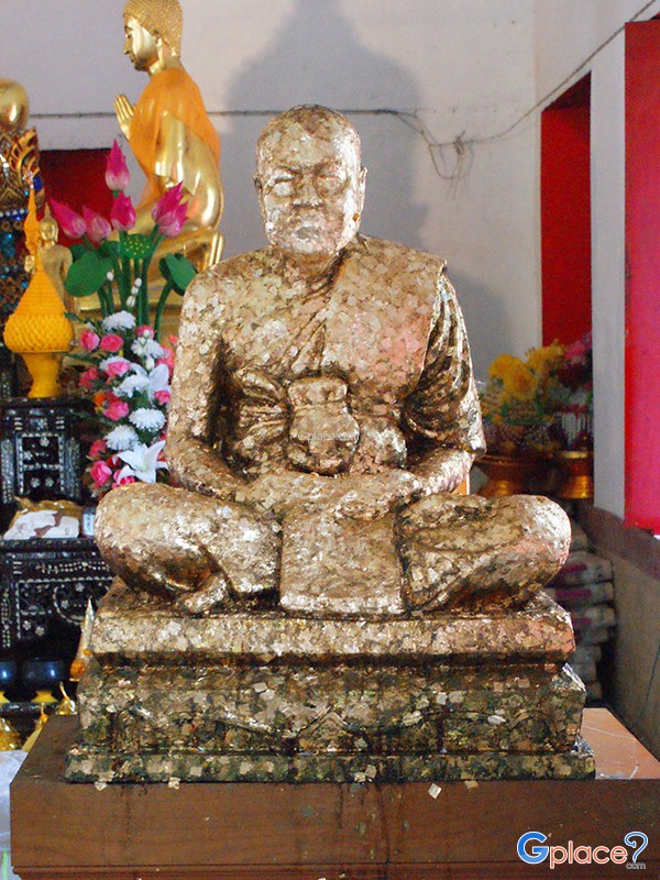Wat Phummarin Kudi Thong寺庙