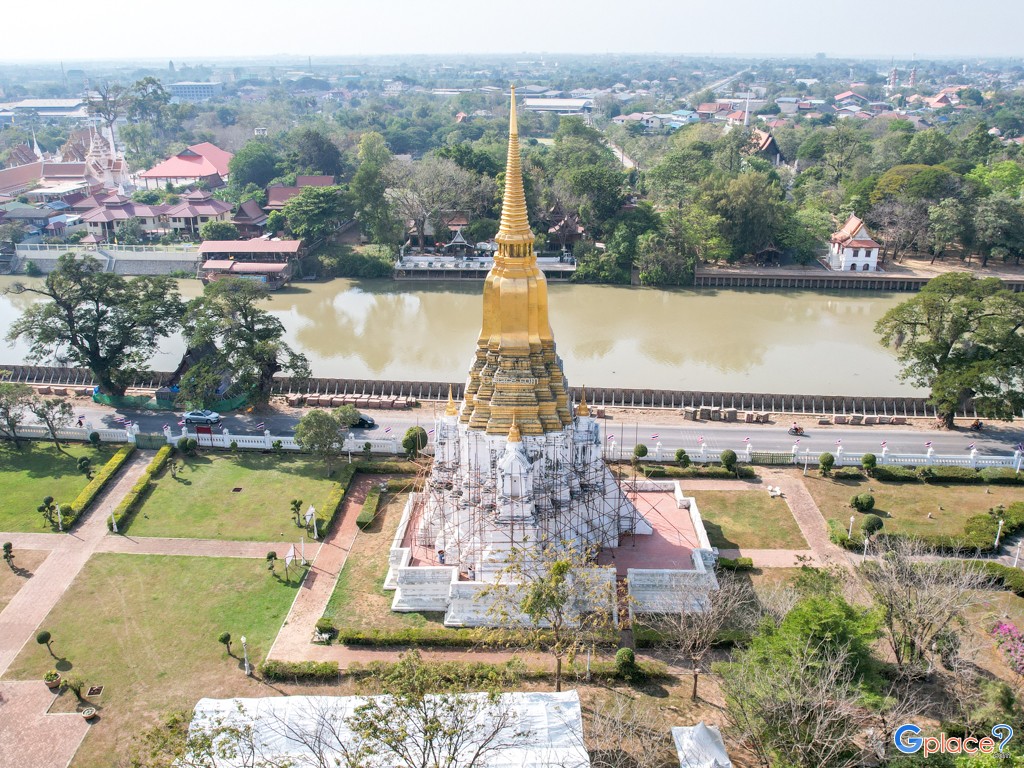 เจดีย์พระศรีสุริโยทัย