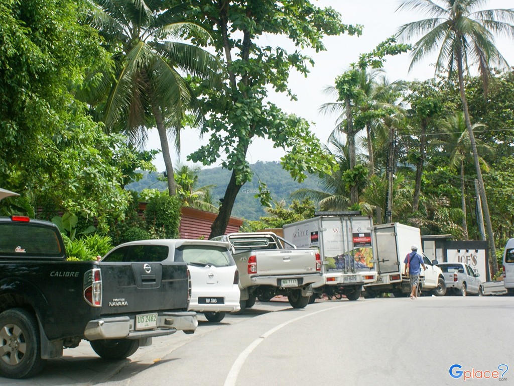 บ้านริมผา