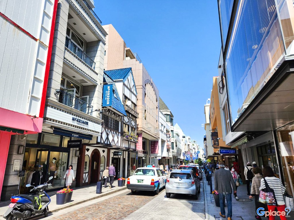 Yokohama Motomachi Shopping Street
