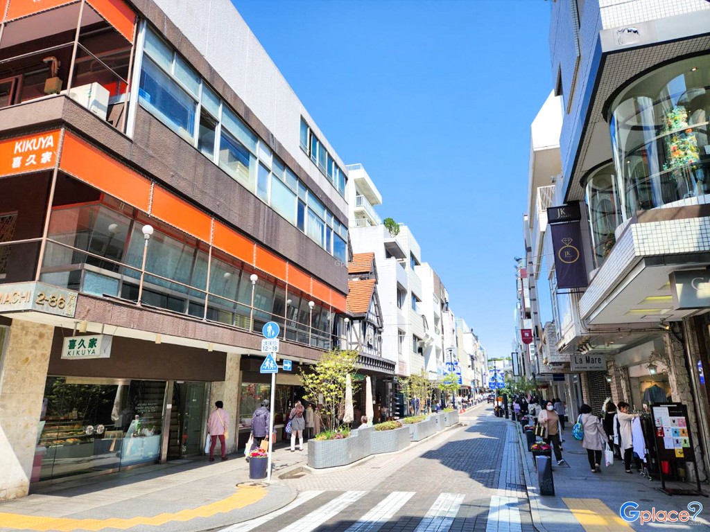 Yokohama Motomachi Shopping Street