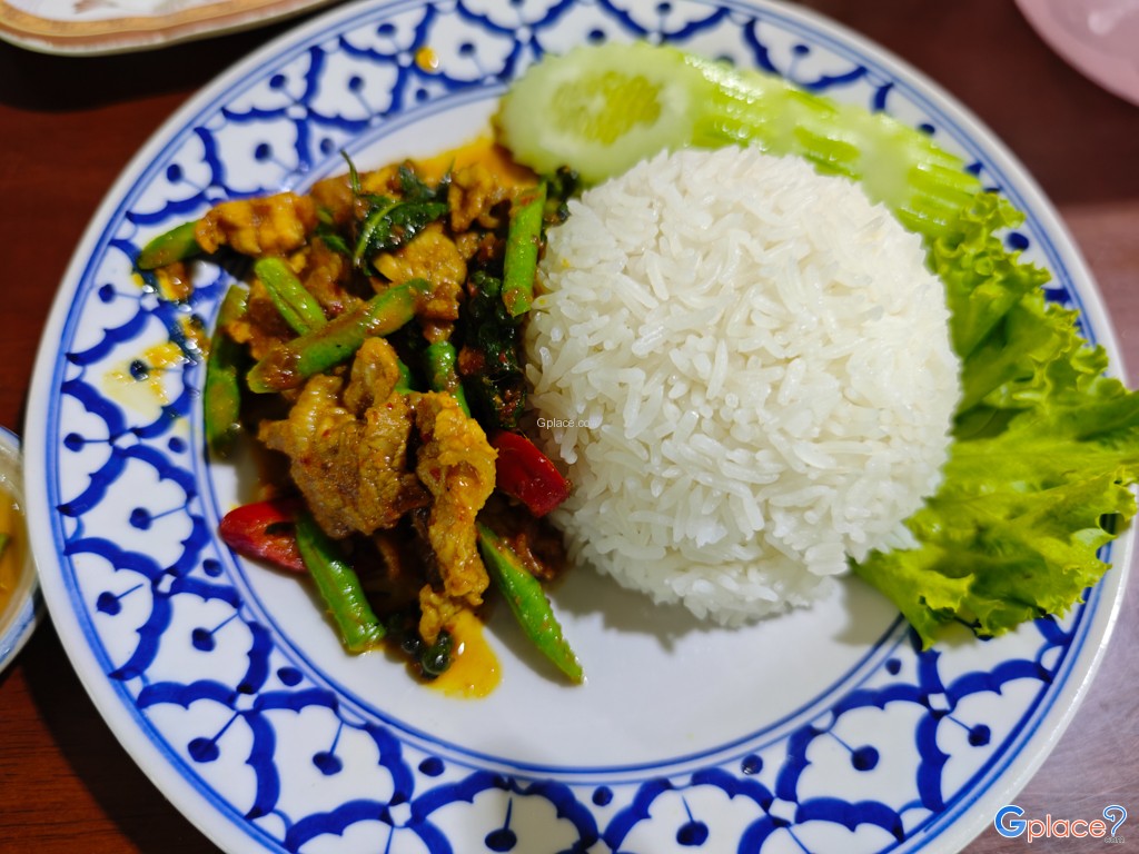 ครัวต้นฝน