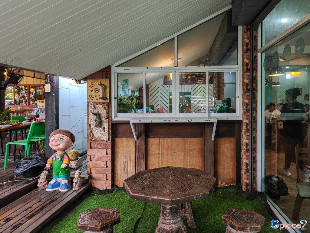 ครัวต้นฝน