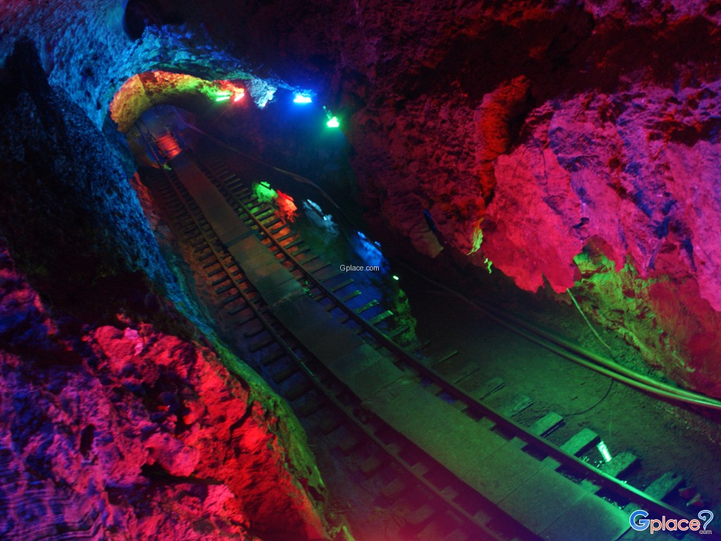 ถ้ำจินซิ่ว เฟิงสุ่ย