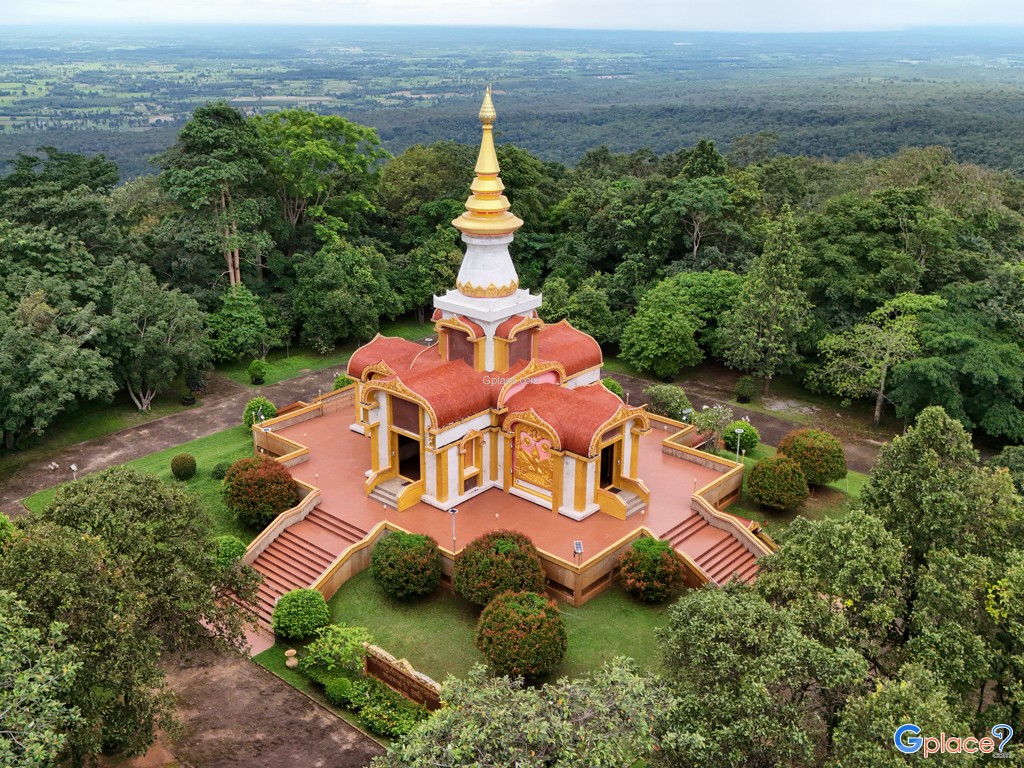 วัดถ้ำพวง และพิพิธภัณฑ์หลวงปู่วัน อุตตโม