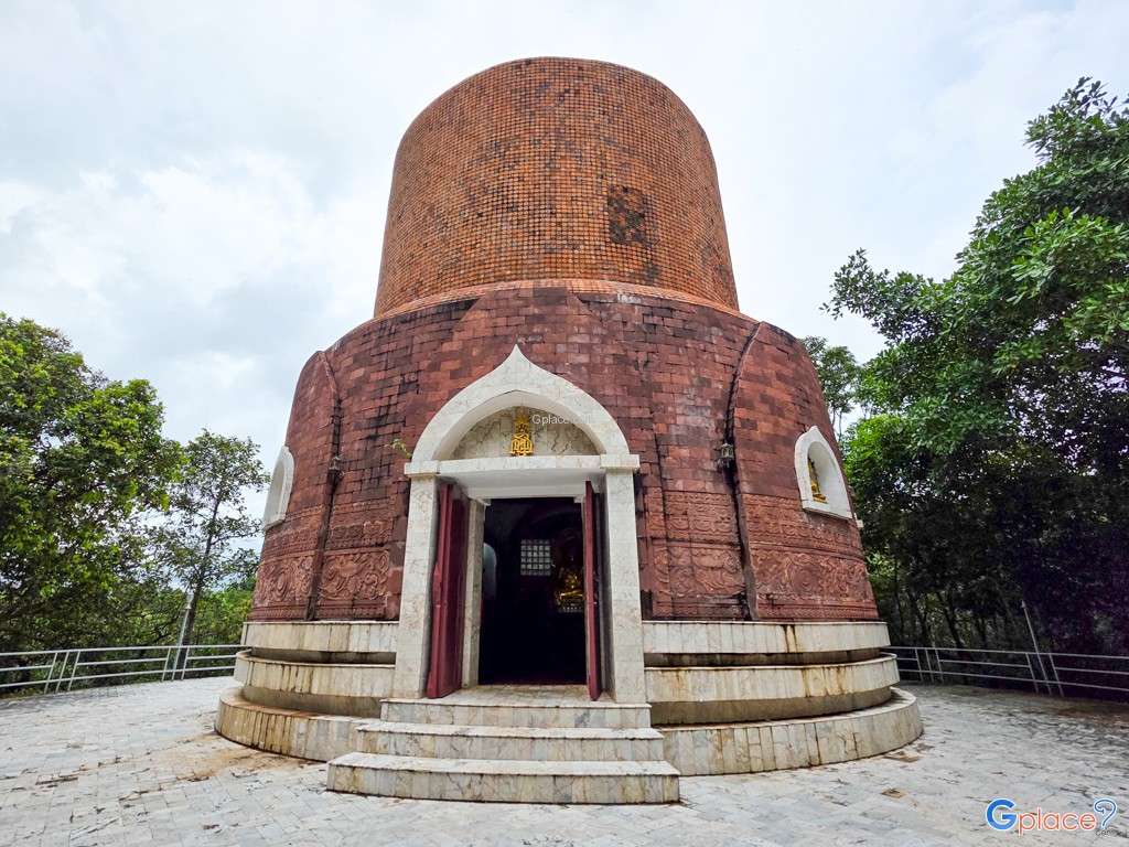 วัดถ้ำพวง และพิพิธภัณฑ์หลวงปู่วัน อุตตโม