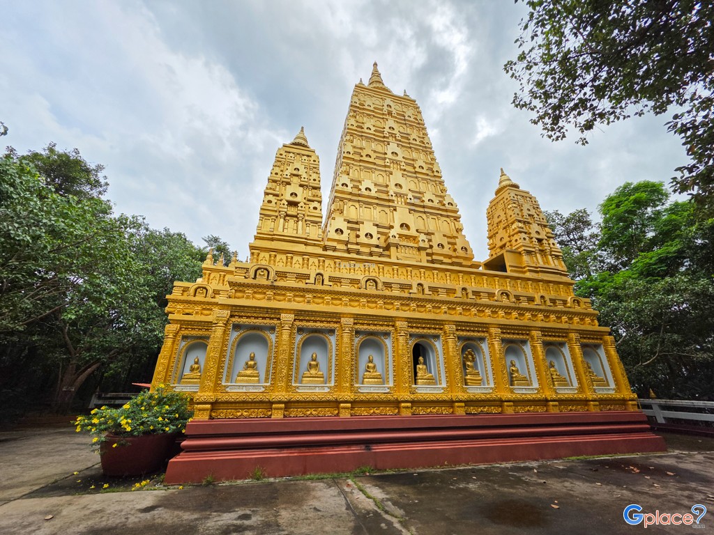 วัดถ้ำพวง และพิพิธภัณฑ์หลวงปู่วัน อุตตโม