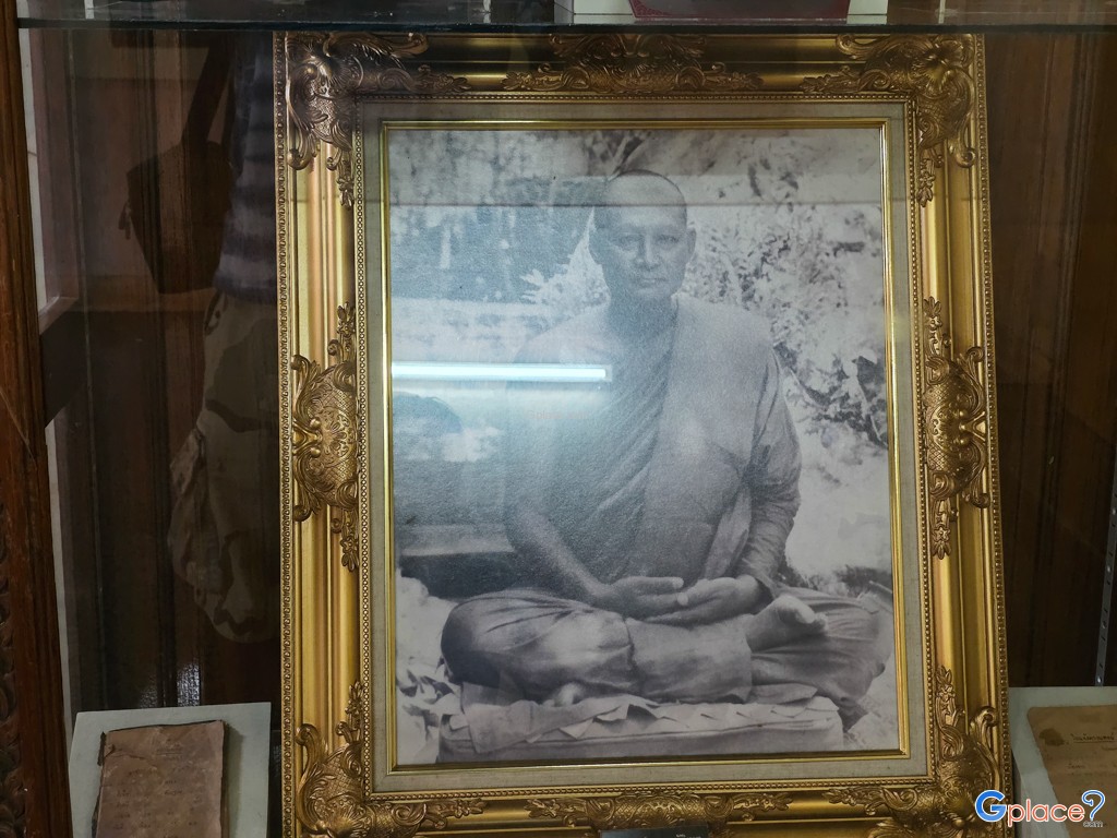 วัดถ้ำพวง และพิพิธภัณฑ์หลวงปู่วัน อุตตโม