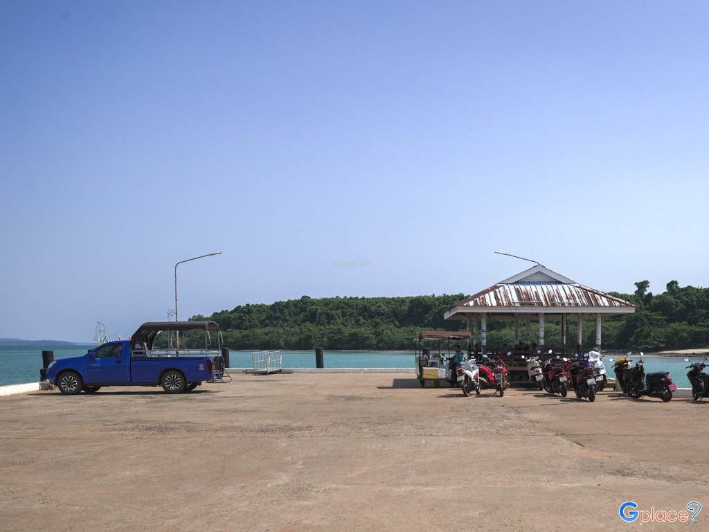 Ao Nid Pier