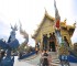นักท่องเที่ยวทั้งชาวไทยและชาวต่างชาติ