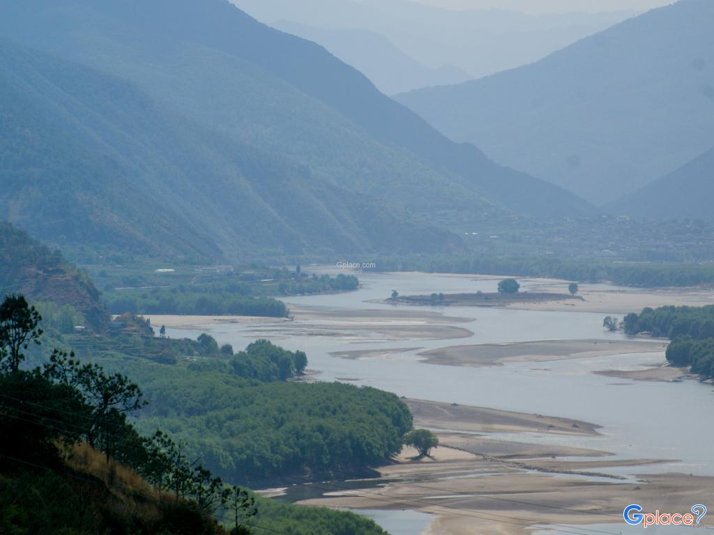 โค้งแรกแยงซีเกียง