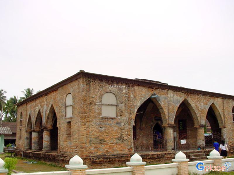 Krue Se Mosque
