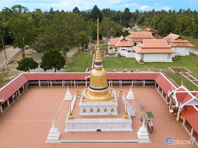 Wat Phra That Sawi