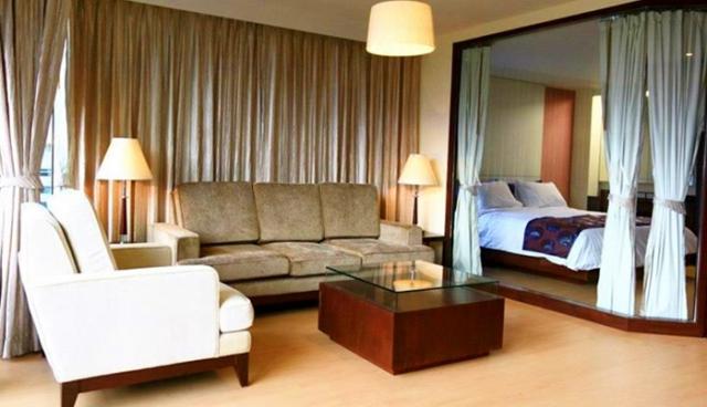 ศาลายา พาวิลเลียน โฮเทล