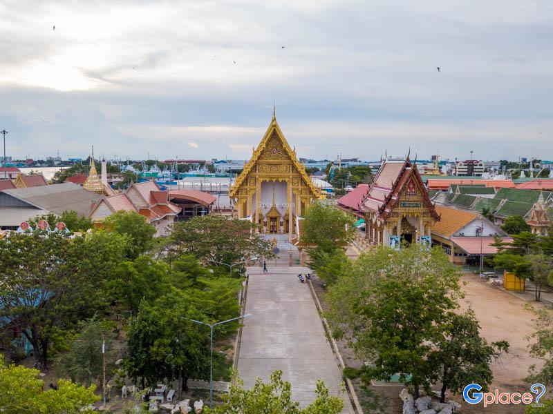 Wat Chong Lom Samut Sakhon