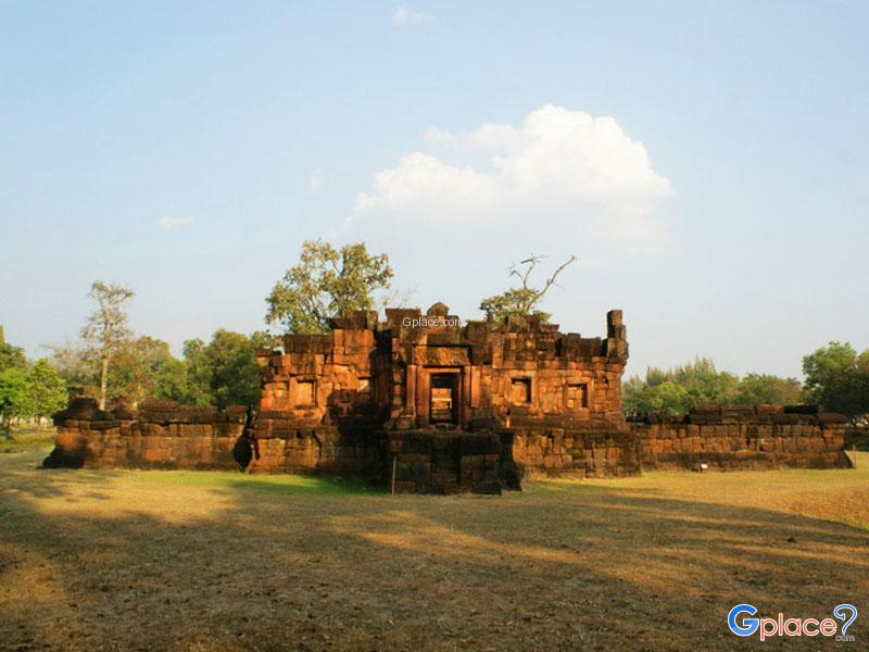 Prasat Pueai Noi