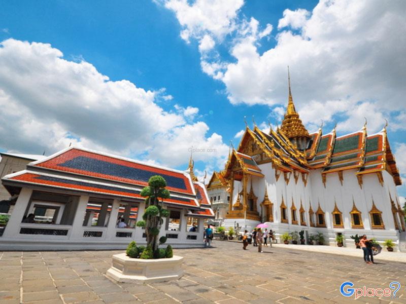 Dusit Maha Prasat Throne Hall